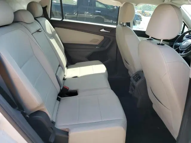 2020 VOLKSWAGEN TIGUAN SE  