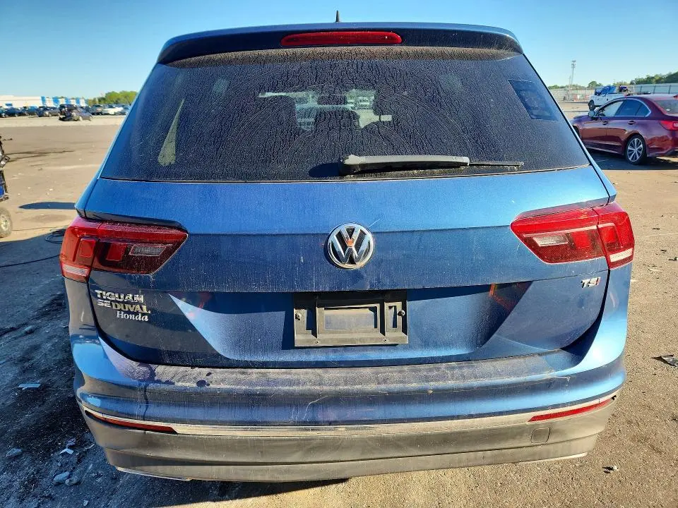2018 VOLKSWAGEN TIGUAN SE  