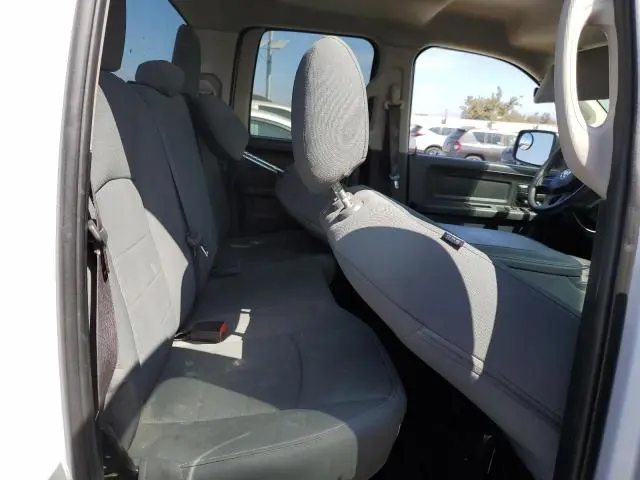 2015 RAM 1500 ST  