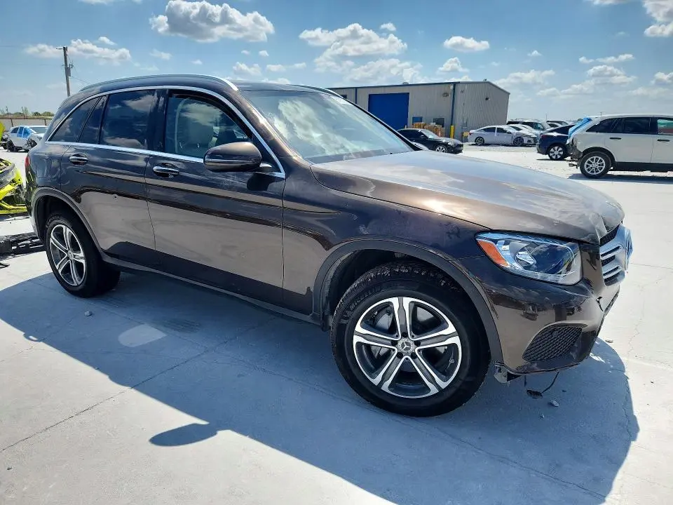 2018 MERCEDES-BENZ GLC 300  