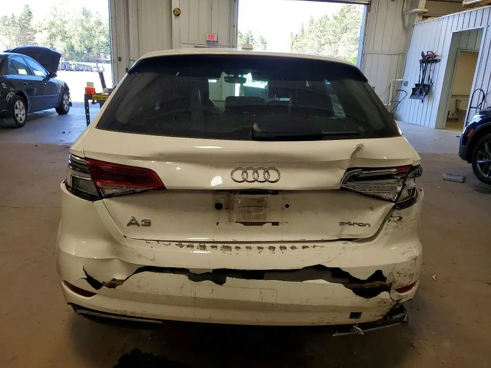 2018 AUDI A3 E-TRON PREMIUM  