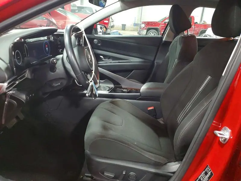 2022 HYUNDAI ELANTRA SEL  