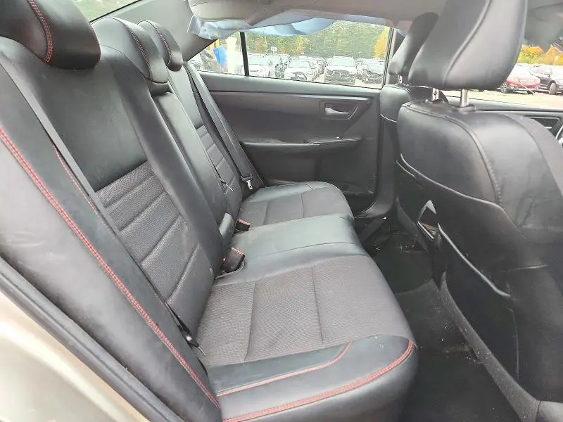 2017 TOYOTA CAMRY SE  