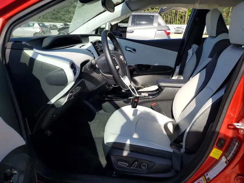 2016 TOYOTA PRIUS FOUR TOURING  