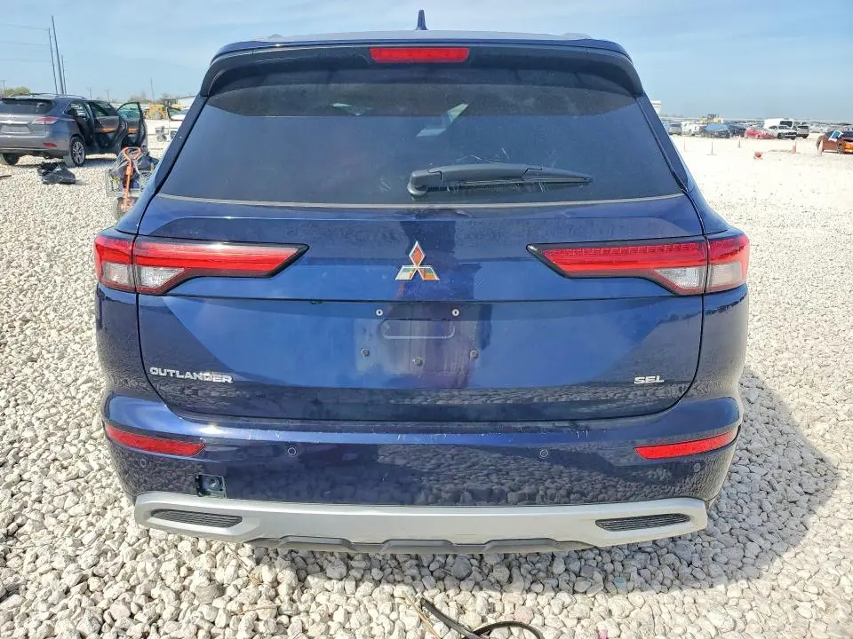 2024 MITSUBISHI OUTLANDER SEL  