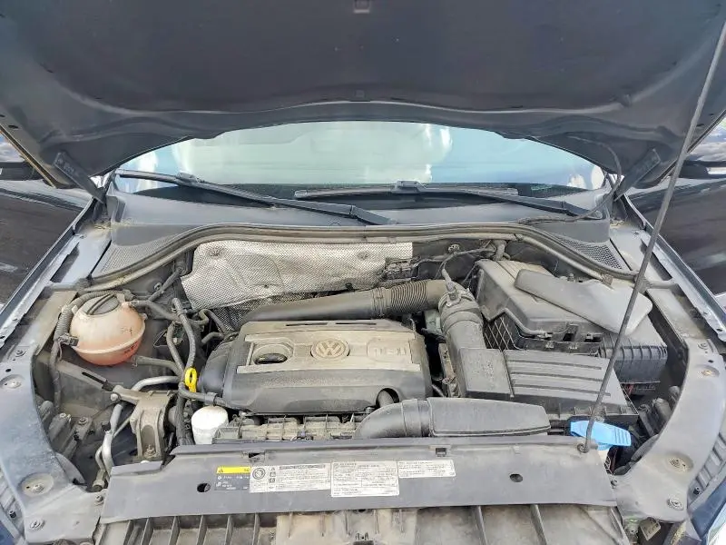 2015 VOLKSWAGEN TIGUAN S  