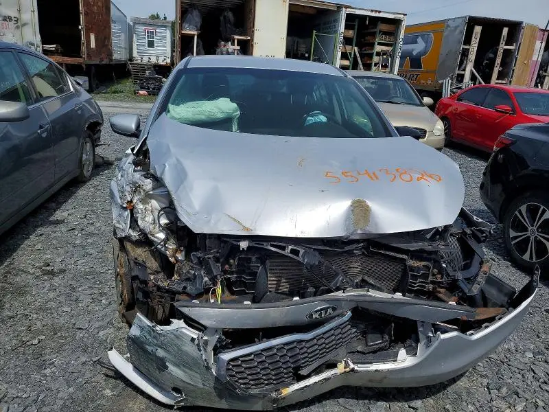 2016 KIA FORTE LX  