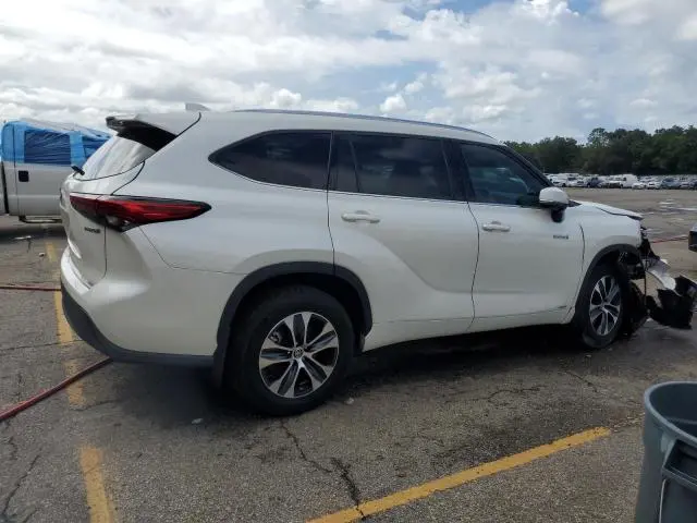 2020 TOYOTA HIGHLANDER HYBRID XLE  