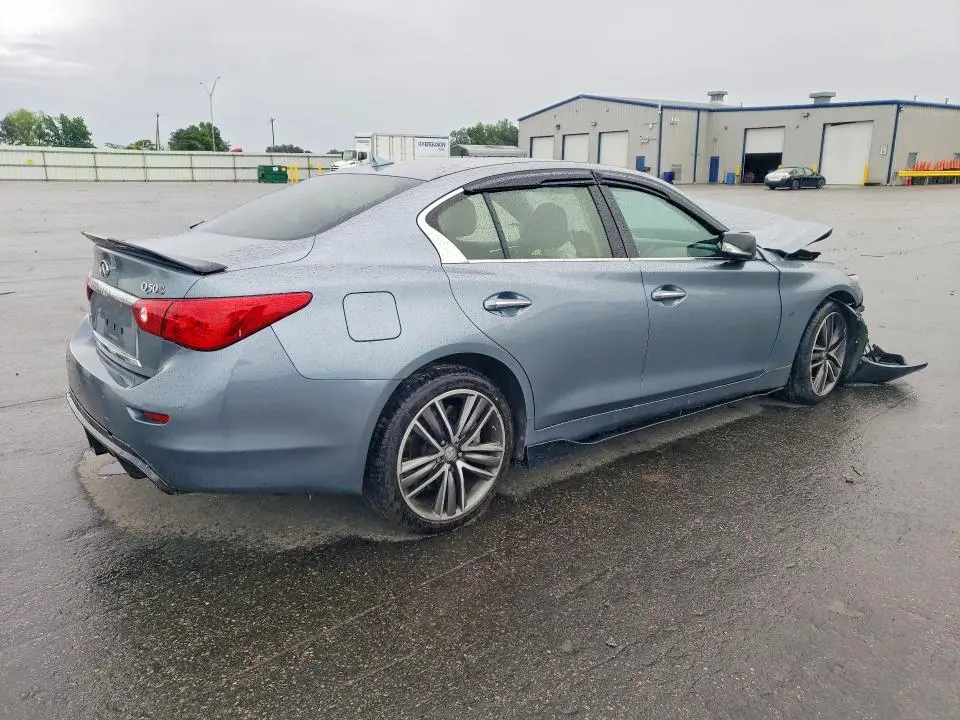 2015 INFINITI Q50 SPORT  