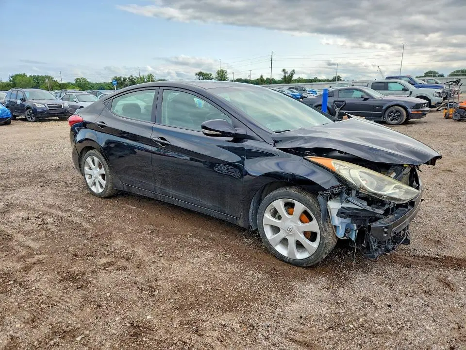 2011 HYUNDAI ELANTRA LIMITED  