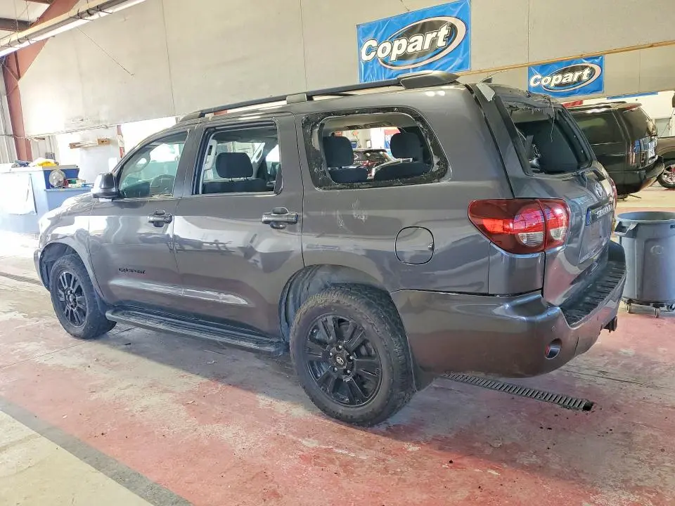 2018 TOYOTA SEQUOIA TRD SPORT  