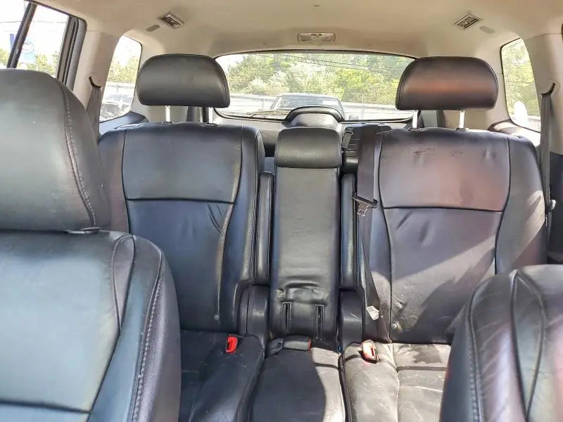 2013 TOYOTA HIGHLANDER SE  