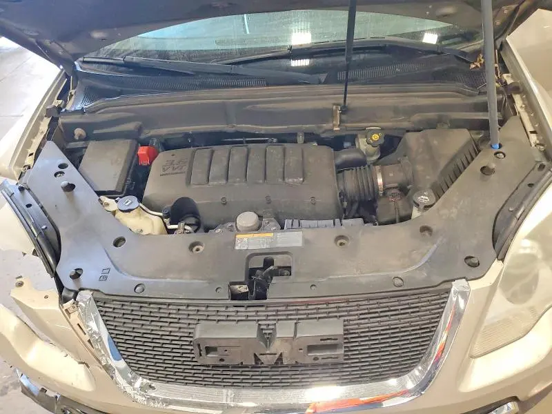 2011 GMC ACADIA SLE  