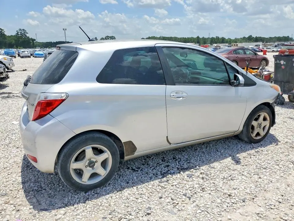2012 TOYOTA YARIS 3-DOOR L  