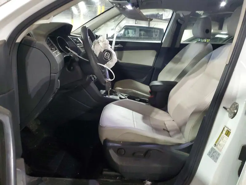 2021 VOLKSWAGEN TIGUAN SE  