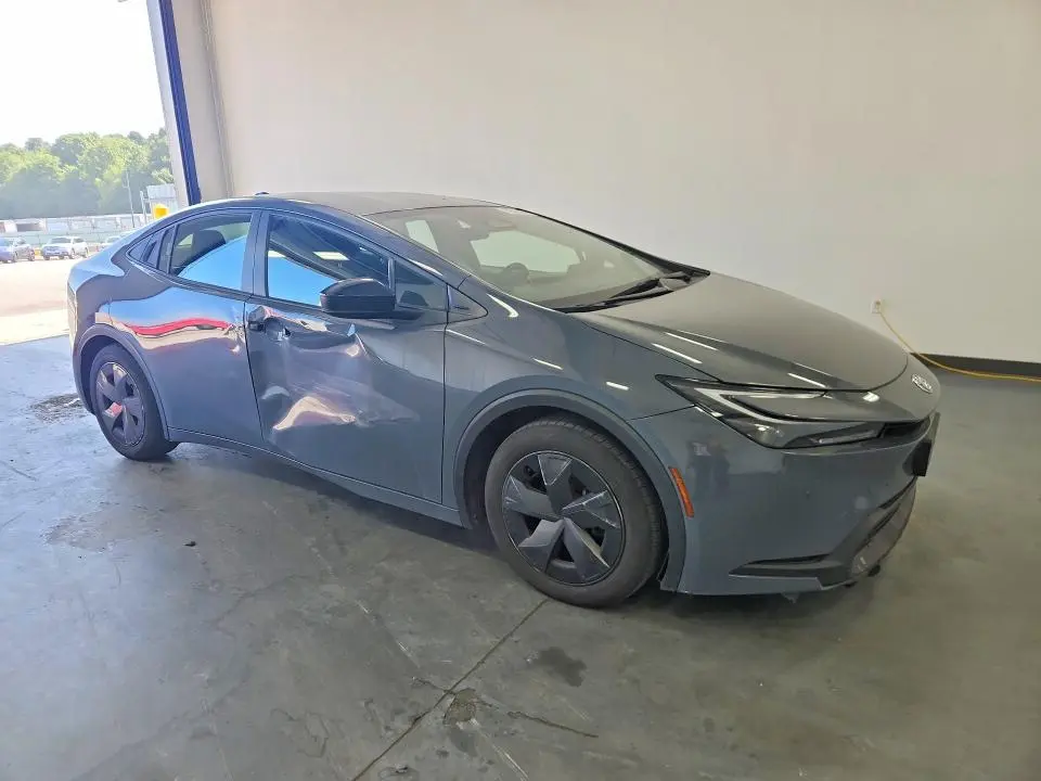 2023 TOYOTA PRIUS LE  