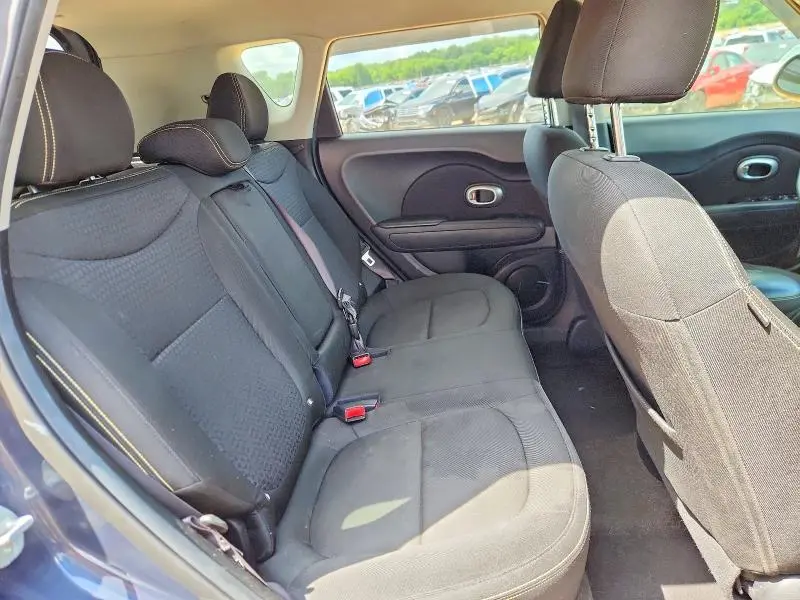 2015 KIA SOUL +  