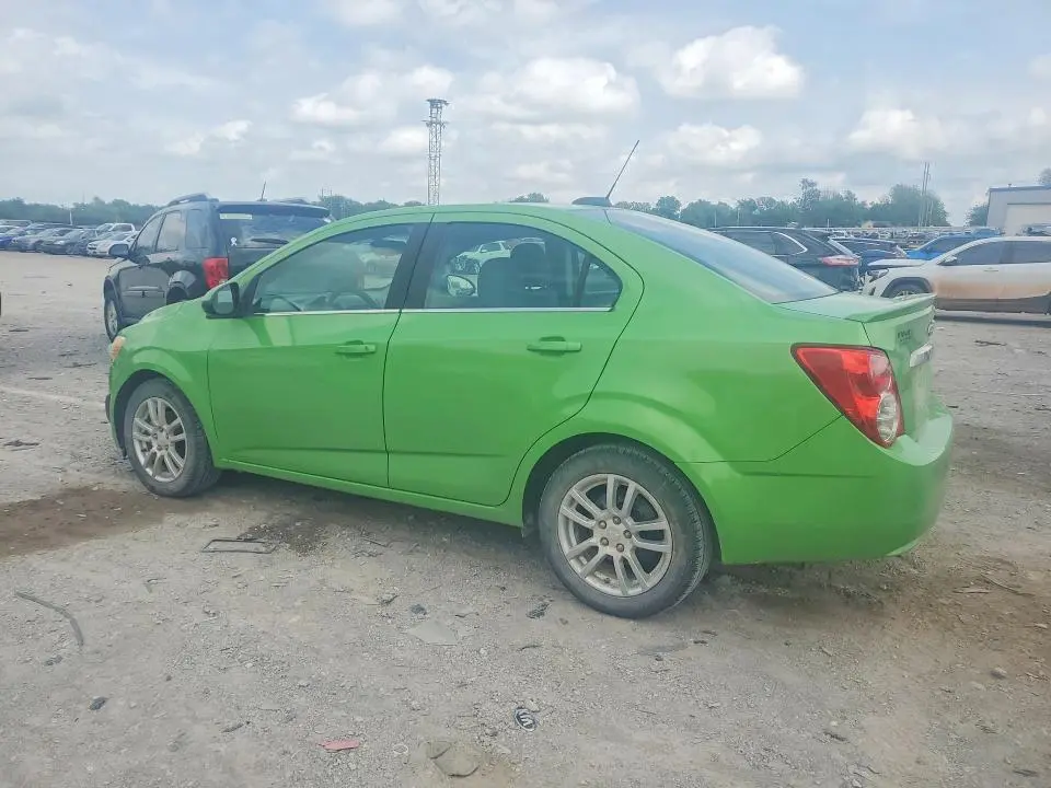 2015 CHEVROLET SONIC LT  