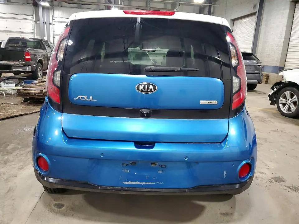 2015 KIA SOUL EV   