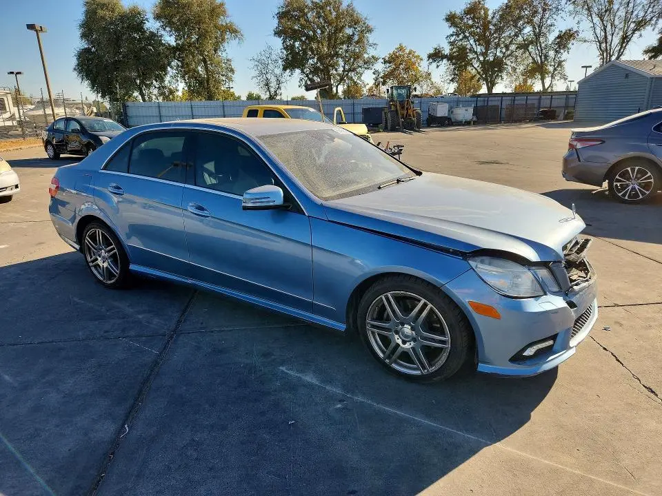 2010 MERCEDES-BENZ E 350  