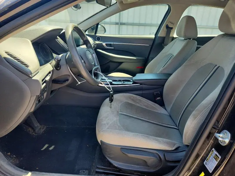 2020 HYUNDAI SONATA SE  