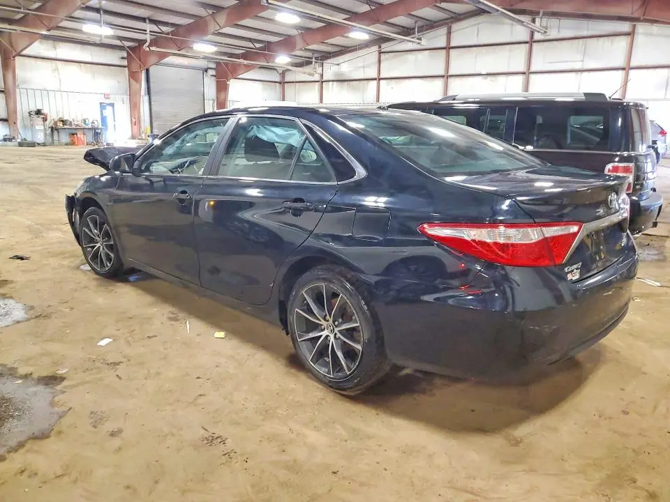 2015 TOYOTA CAMRY XSE  