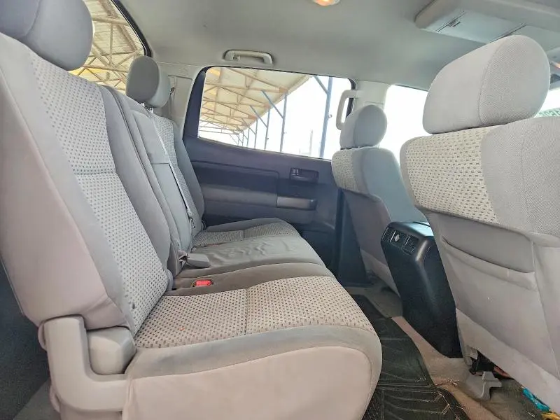 2011 TOYOTA TUNDRA CREWMAX SR5  
