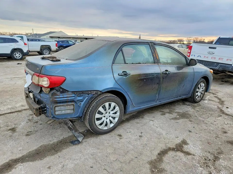 2013 TOYOTA COROLLA LE  