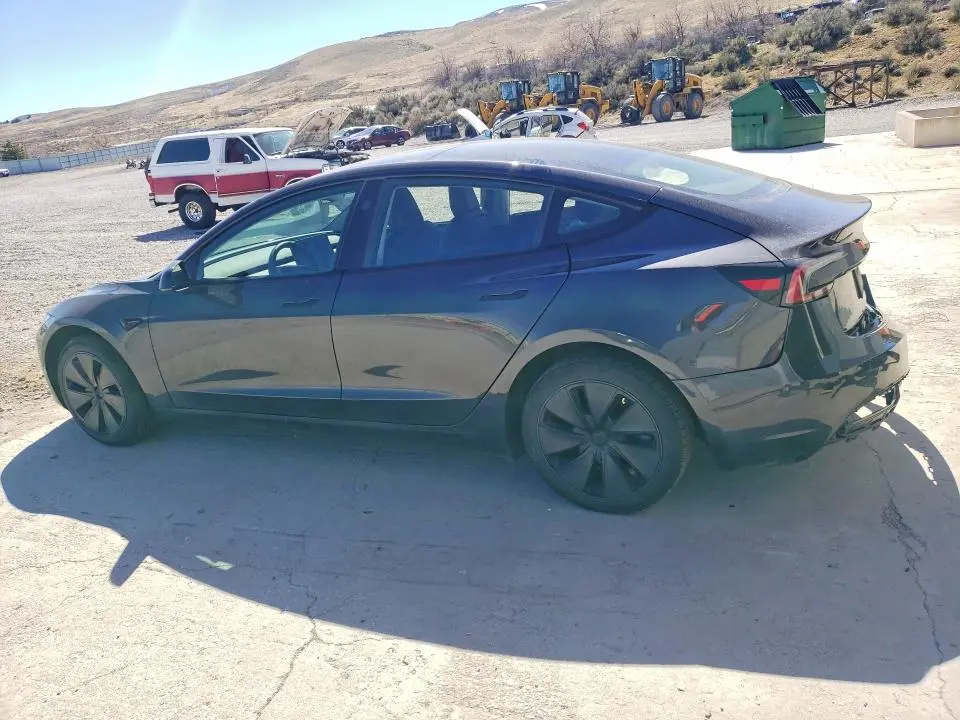 2024 TESLA MODEL 3   