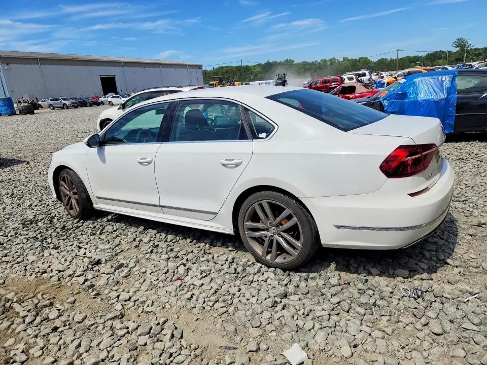 2017 VOLKSWAGEN PASSAT R-LINE  