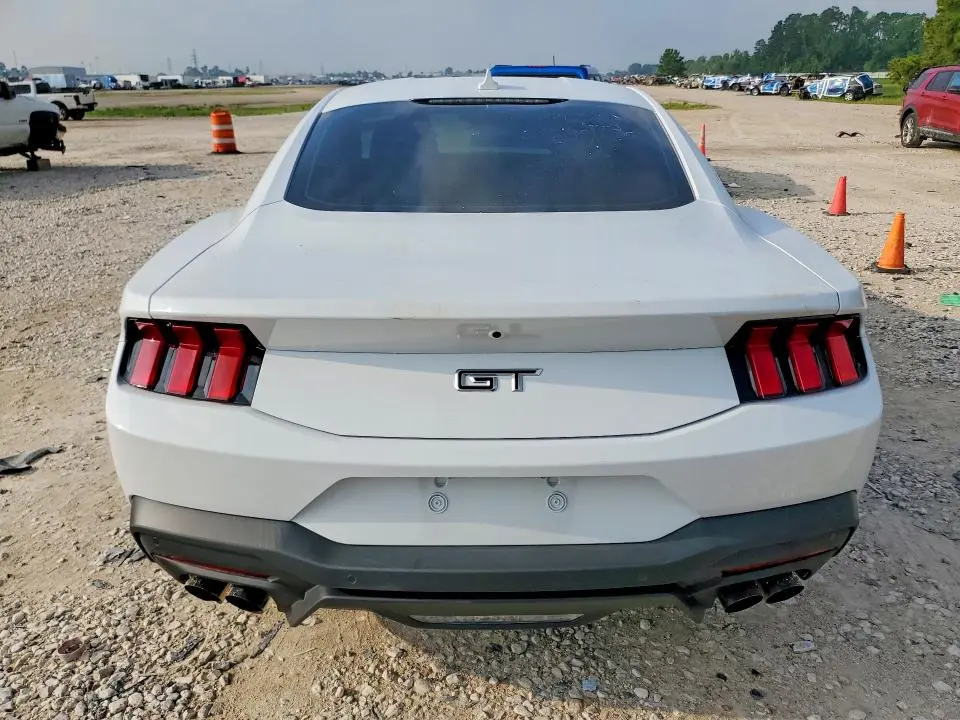 2026 FORD MUSTANG GT  