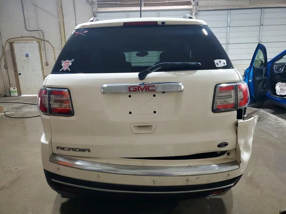 2013 GMC ACADIA SLE  