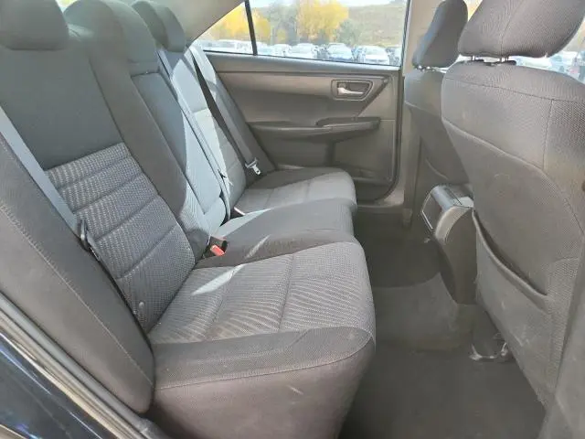 2015 TOYOTA CAMRY LE  