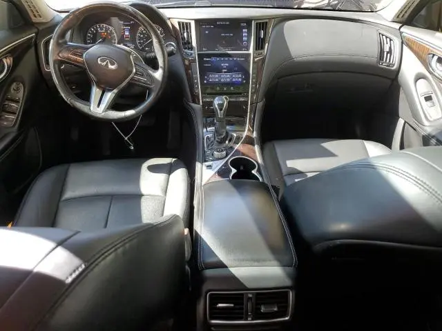 2018 INFINITI Q50 LUXE  