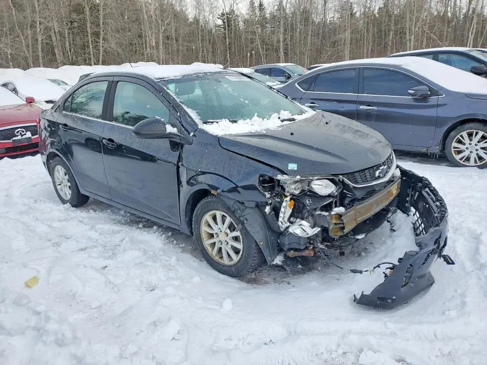 2017 CHEVROLET SONIC LT  