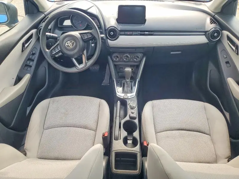 2019 TOYOTA YARIS LE  