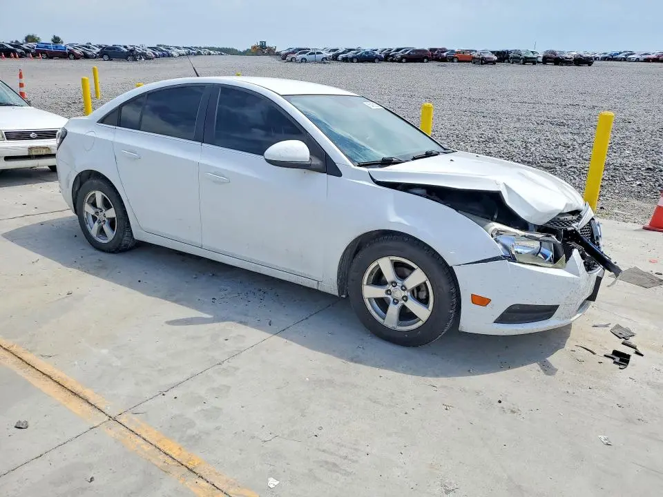 2013 CHEVROLET CRUZE LT  
