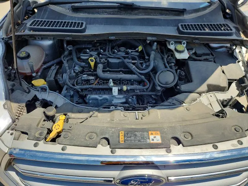 2019 FORD ESCAPE SE  