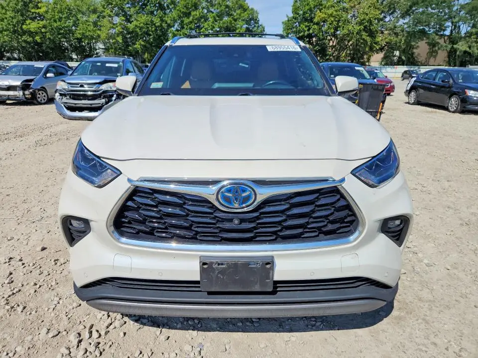 2021 TOYOTA HIGHLANDER HYBRID PLATINUM  