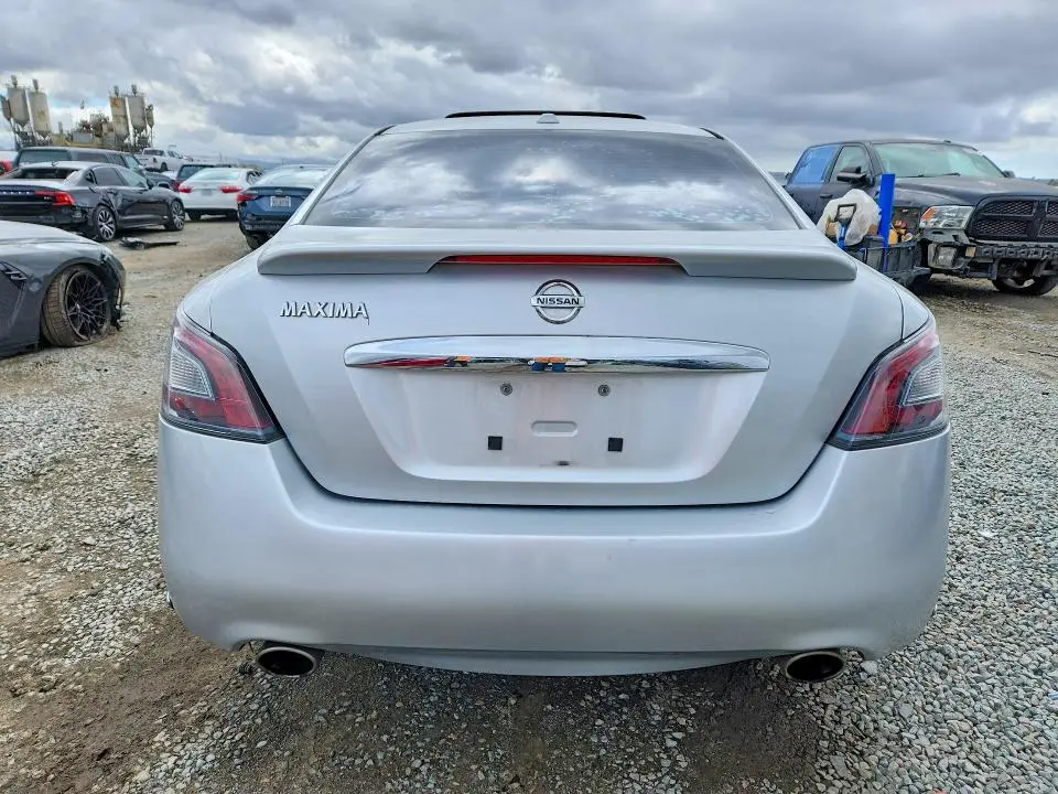 2013 NISSAN MAXIMA S  