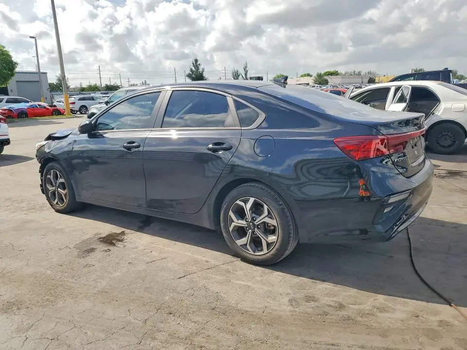 2021 KIA FORTE LXS  