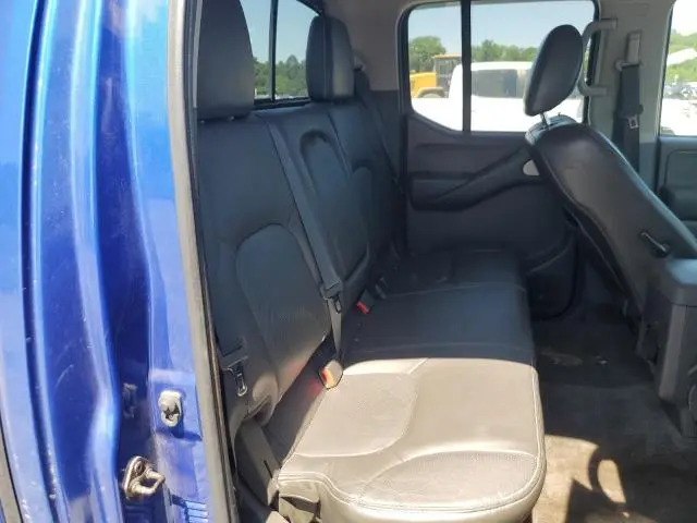 2015 NISSAN FRONTIER S  