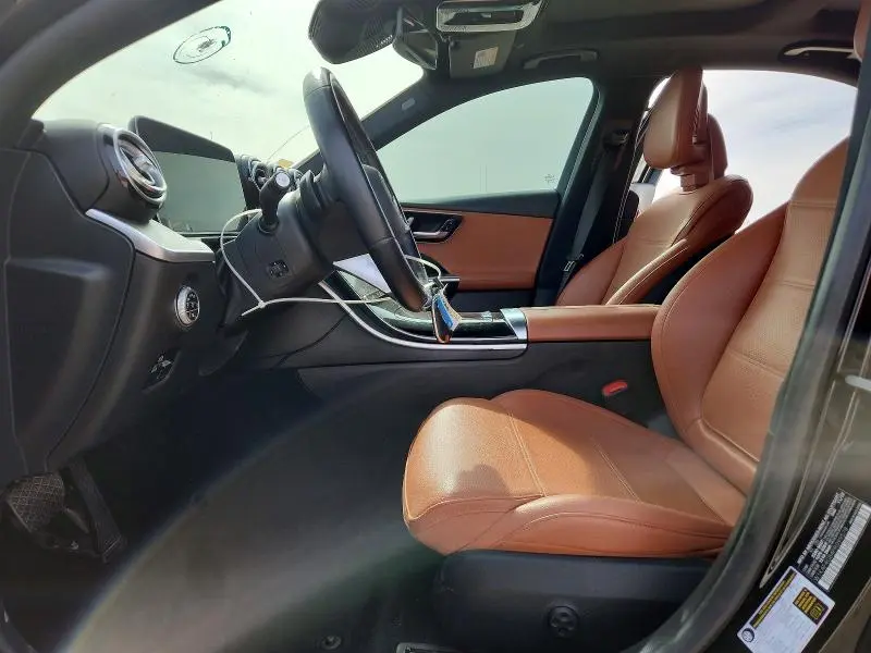 2023 MERCEDES-BENZ C 300  