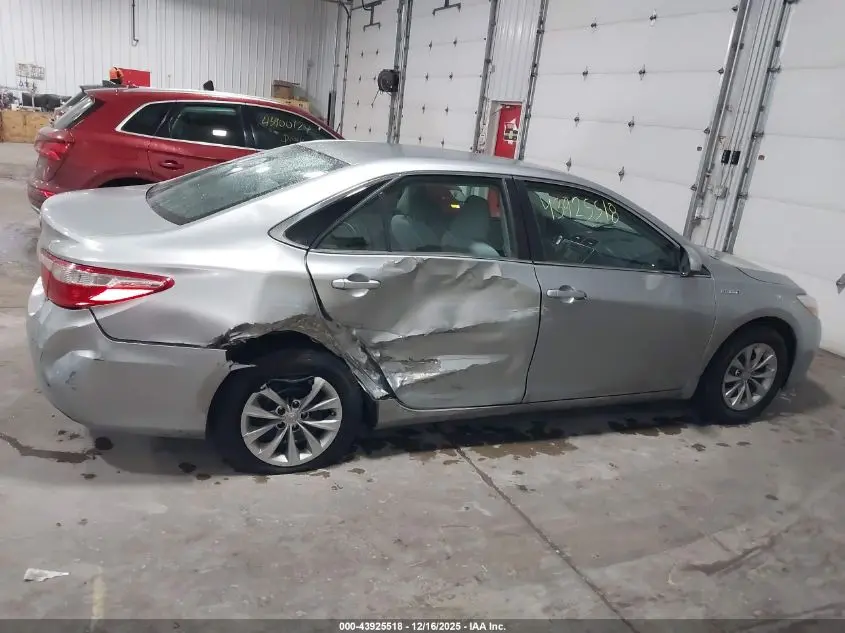 2016 TOYOTA CAMRY HYBRID LE