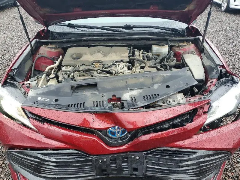 2019 TOYOTA CAMRY LE  