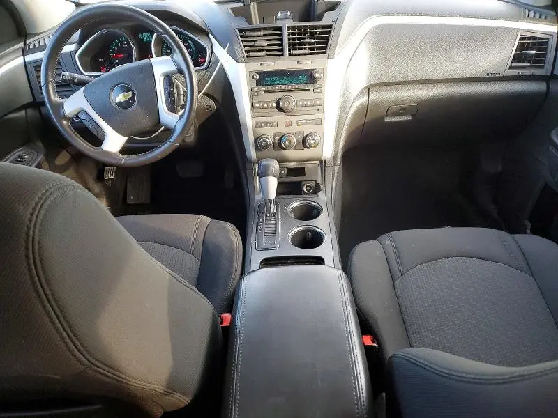2011 CHEVROLET TRAVERSE LT  