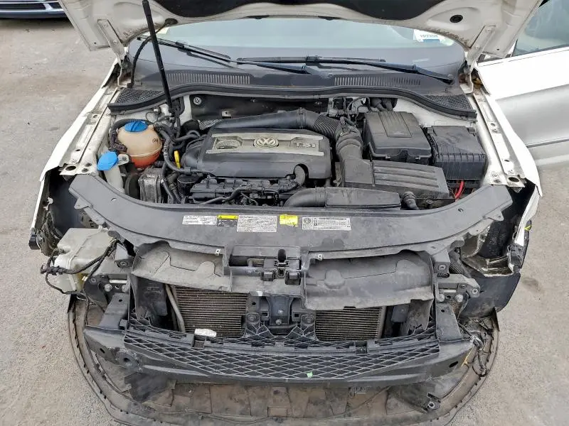 2015 VOLKSWAGEN CC SPORT  