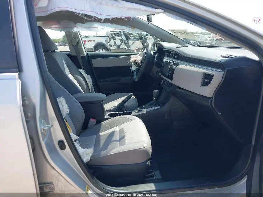 2015 TOYOTA COROLLA LE