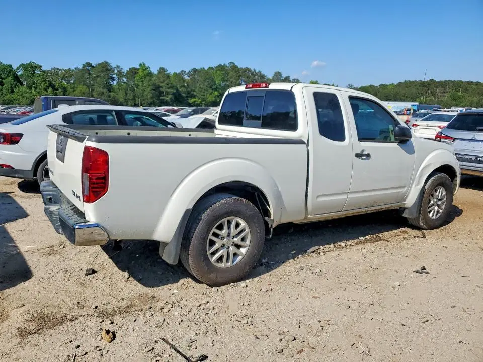 2019 NISSAN FRONTIER SV V6  