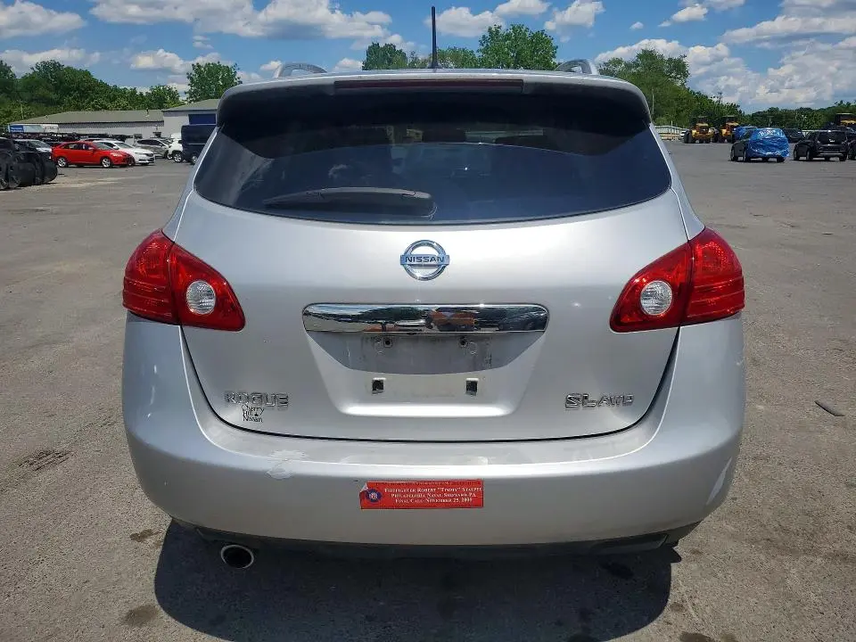 2012 NISSAN ROGUE S  
